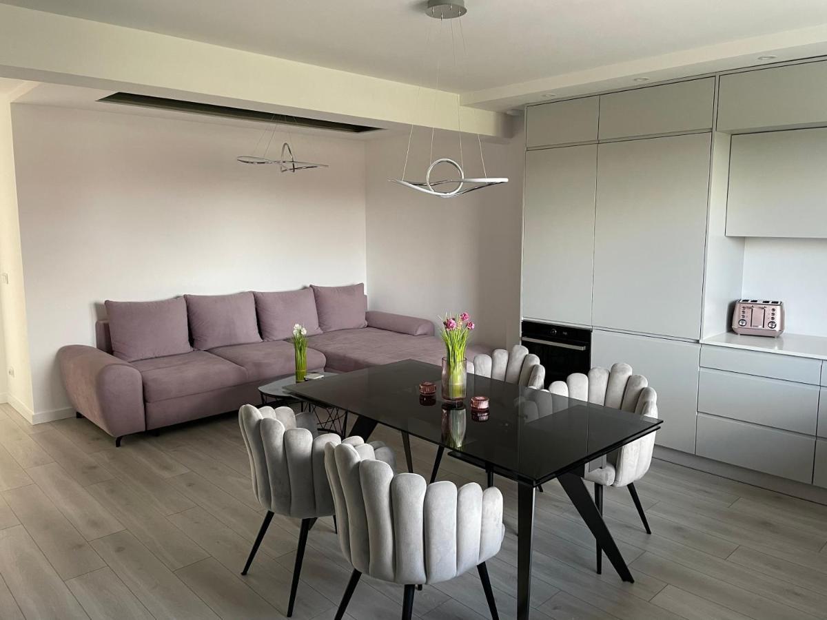 Apartament Luxlook Nowy Sącz Exteriör bild